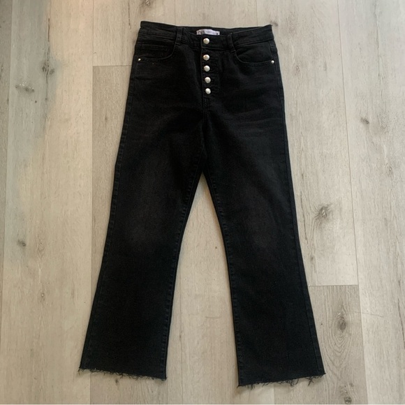Zara Black Jeans‎ with 5 Buttons - Picture 2 of 12